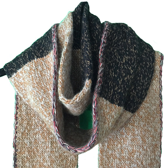 MAIA SCARF IN UPCYCLED CASHMERE TWEED CONTRAST RED